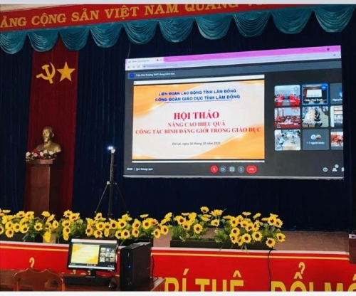 Hội thảo chào mừng Ngày Phụ nữ Việt Nam 20/10