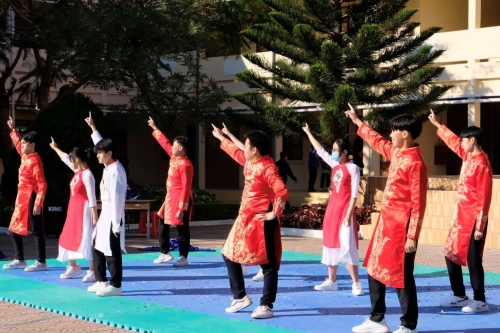 HỘI THI FLASHMOB CHÀO XUÂN NĂM 2022 - TÌM KIẾM TÀI NĂNG THAM GIA CUỘC THI BESTDANCE CREW